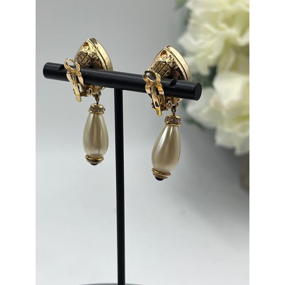 Swarovski Swan Gold Plated Blue Faceted Crystal Purple Cabochon Clip Earrings - Picture 3 of 13